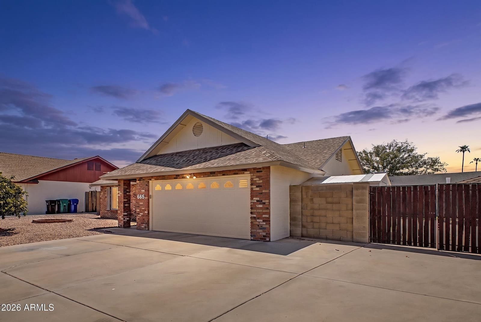 665 S WINDSOR, Mesa, AZ 85204 — photo 3 of 24