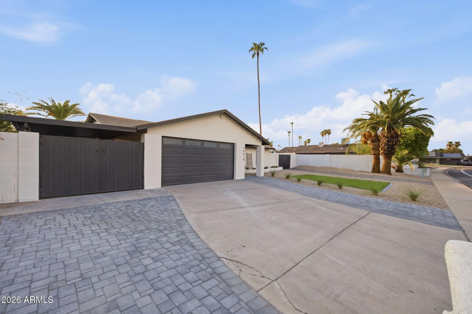 10618 N 27TH Street, Phoenix, AZ 85028 — photo 3 of 56