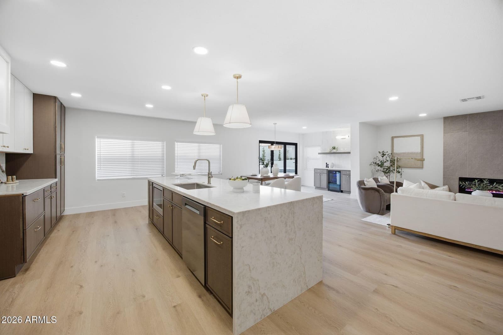 10618 N 27TH Street, Phoenix, AZ 85028 — photo 15 of 56
