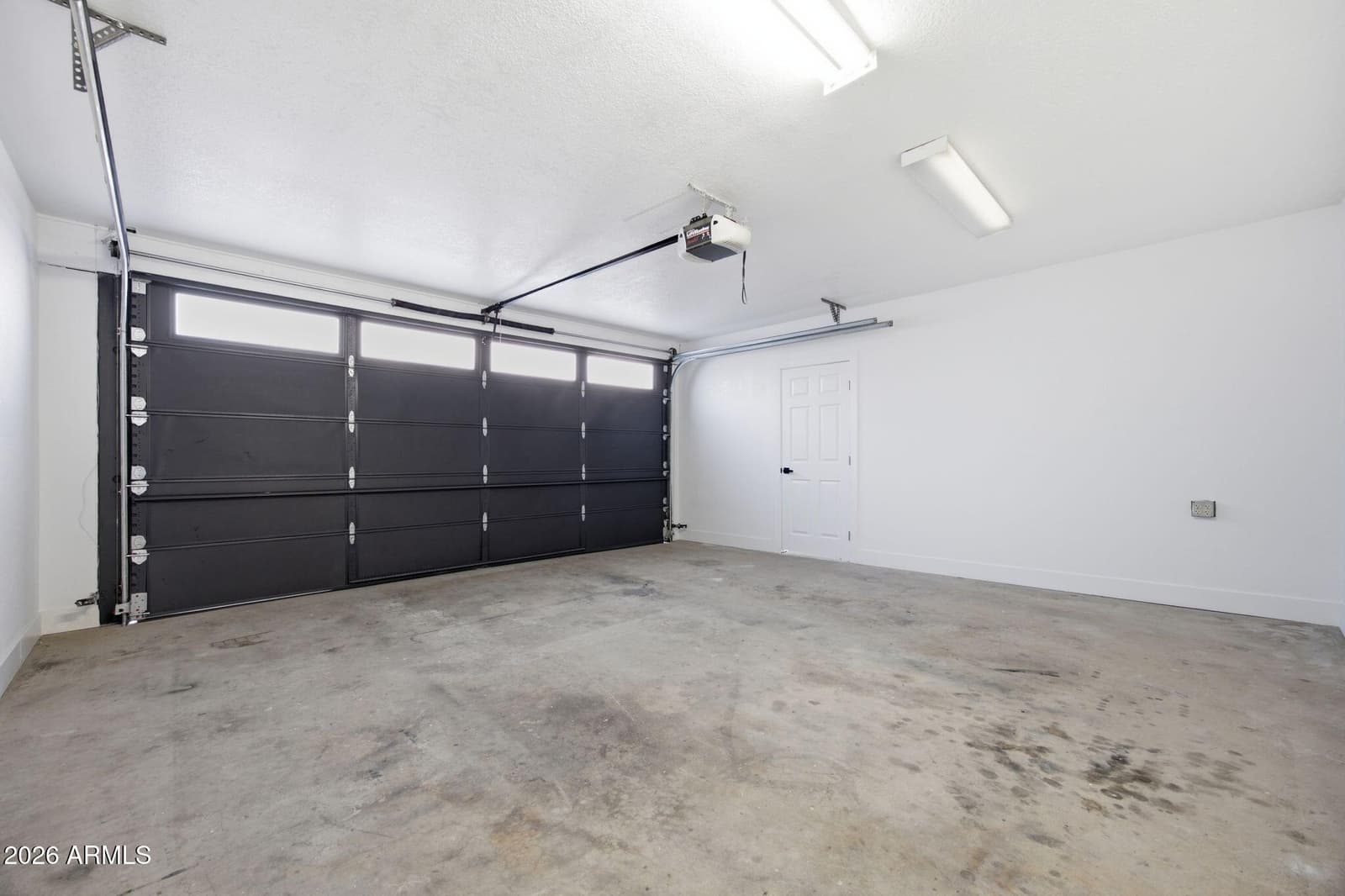 10618 N 27TH Street, Phoenix, AZ 85028 — photo 40 of 56