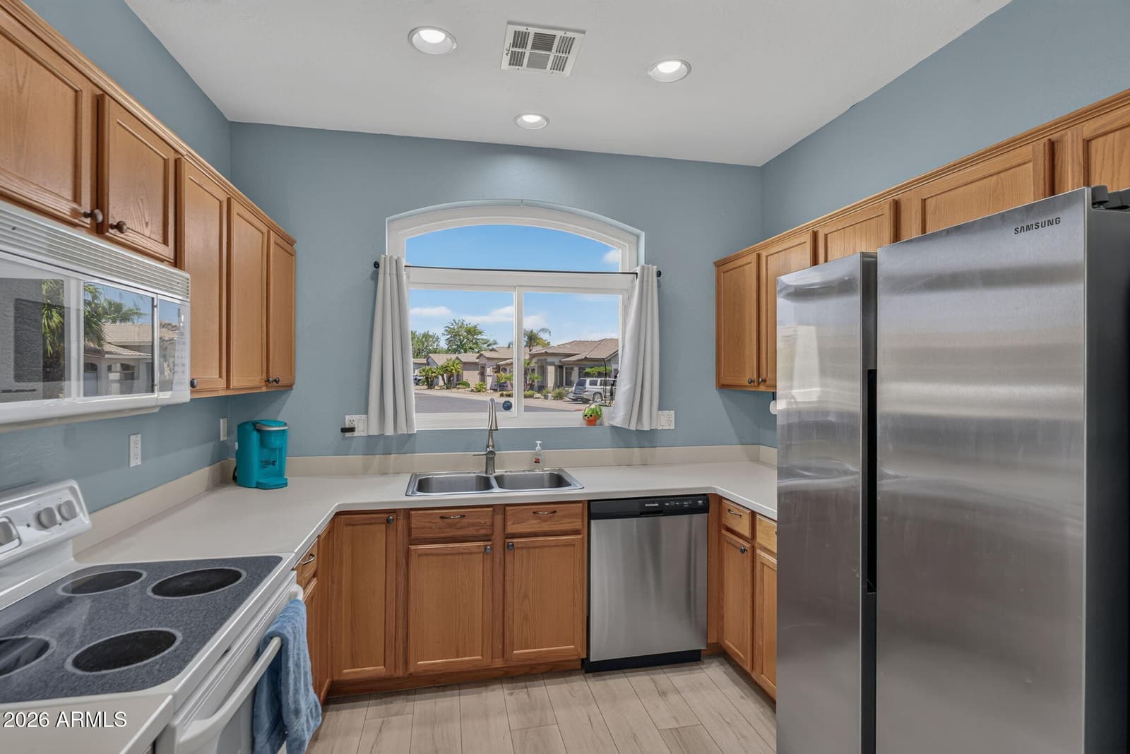 1050 S CERISE, Mesa, AZ 85208 — photo 12 of 51