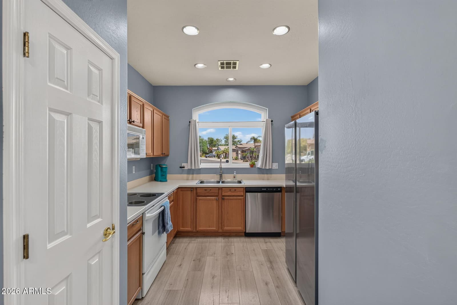 1050 S CERISE, Mesa, AZ 85208 — photo 10 of 51