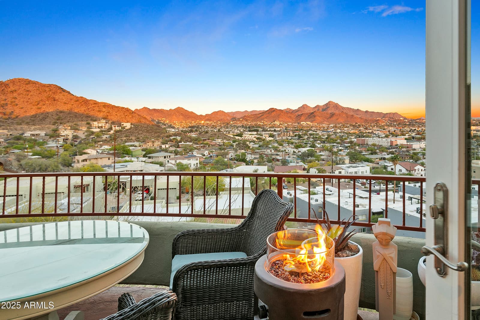10005 N 1ST Drive, Phoenix, AZ 85021 — photo 1 of 8
