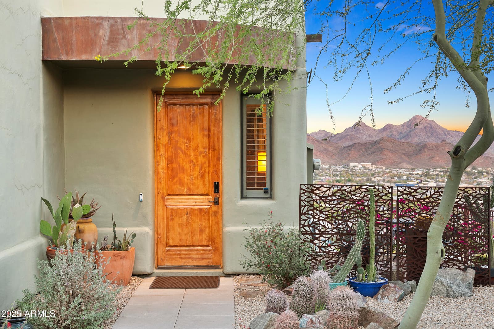 10005 N 1ST Drive, Phoenix, AZ 85021 — photo 2 of 8