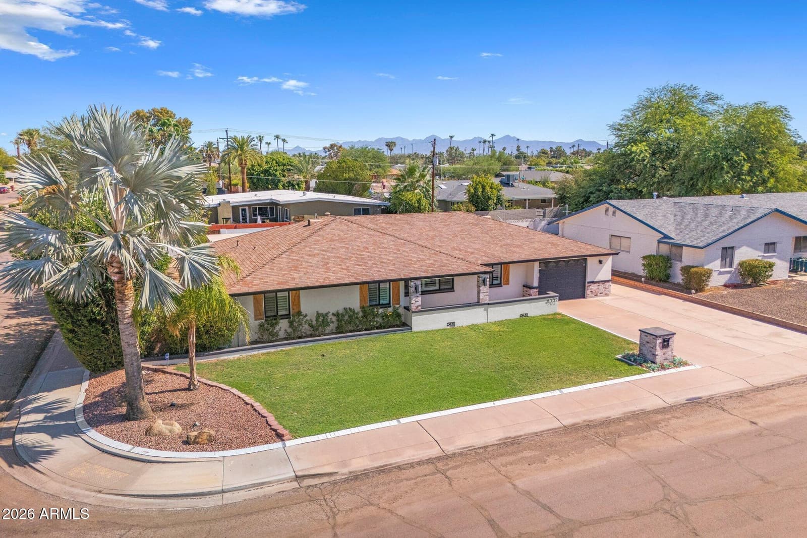 8302 E AVALON Drive, Scottsdale, AZ 85251 — photo 41 of 47