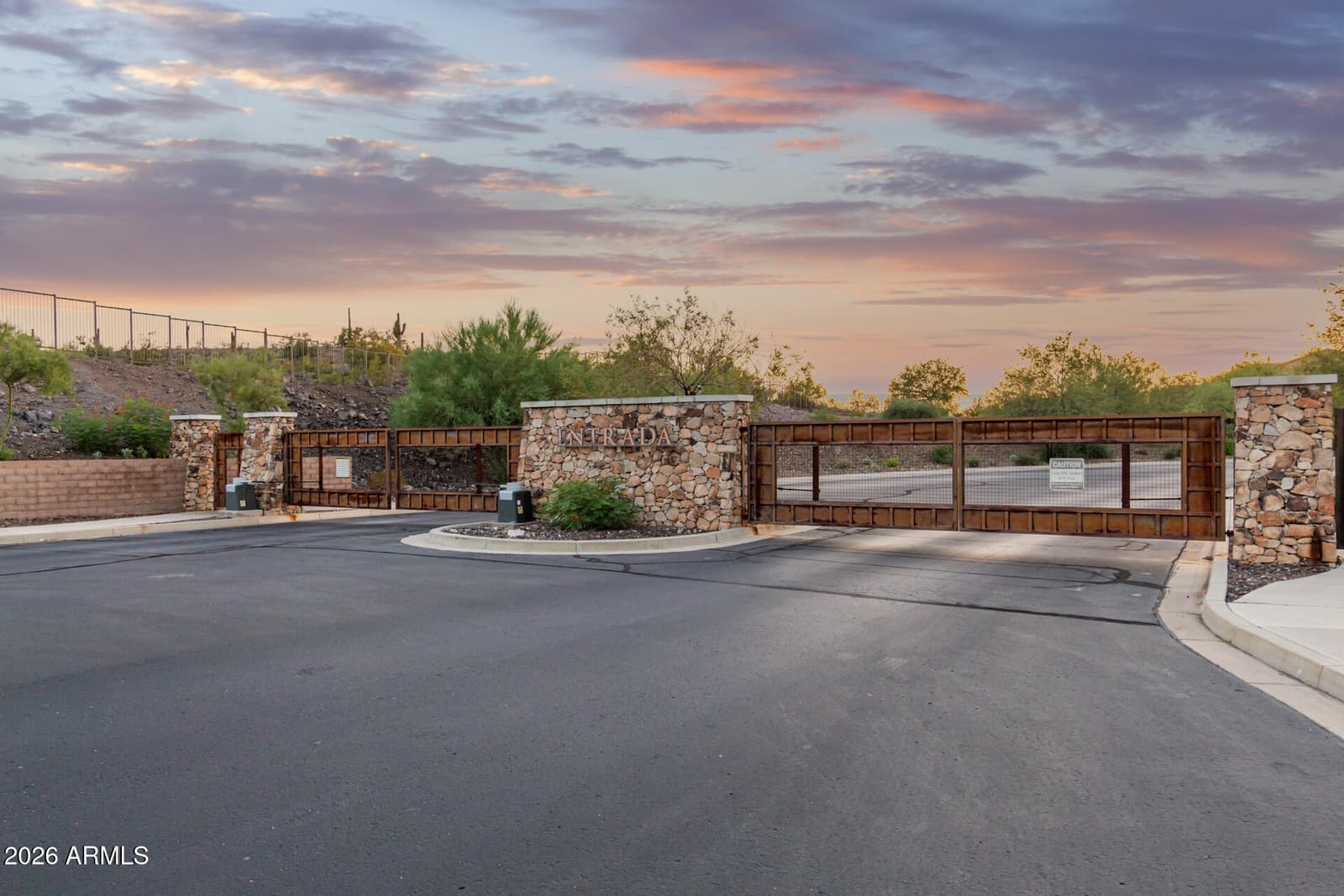 13050 W Chucks Avenue, Peoria, AZ 85383 — photo 4 of 72