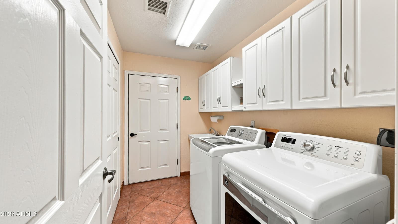 2671 E Brewer Drive, Sierra Vista, AZ 85650 — photo 30 of 53