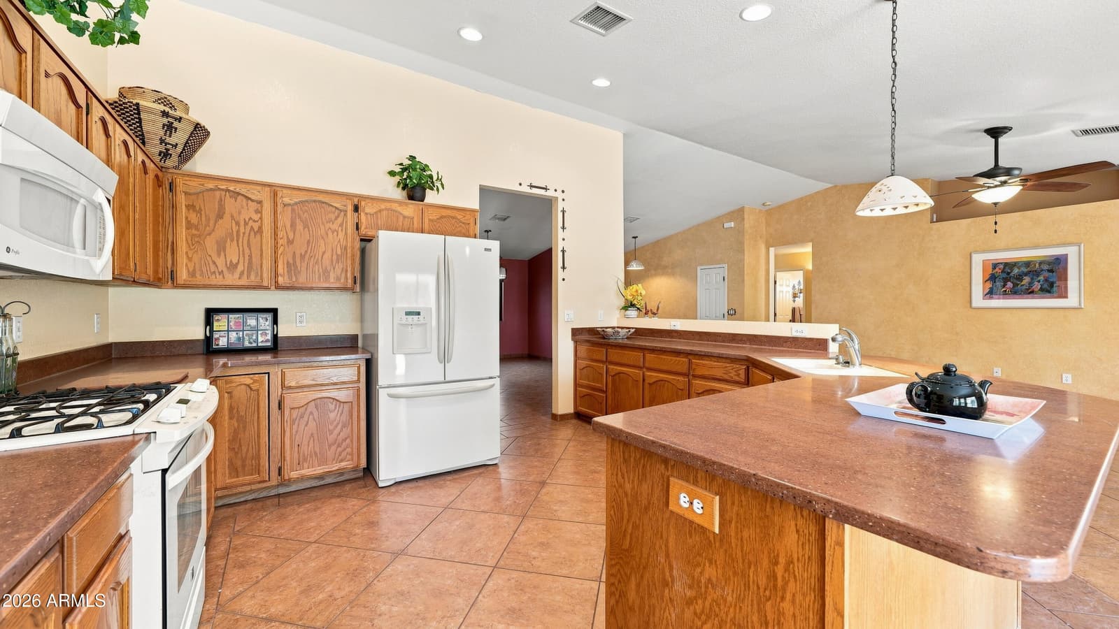 2671 E Brewer Drive, Sierra Vista, AZ 85650 — photo 14 of 53