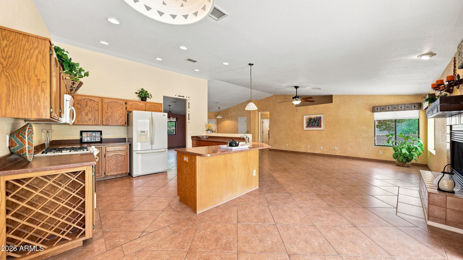 2671 E Brewer Drive, Sierra Vista, AZ 85650 — photo 13 of 53