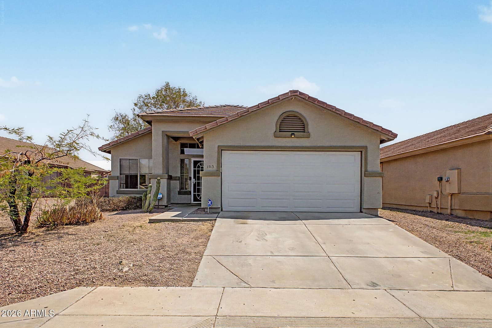 1513 E GROVE Street, Phoenix, AZ 85040 — photo 1 of 28