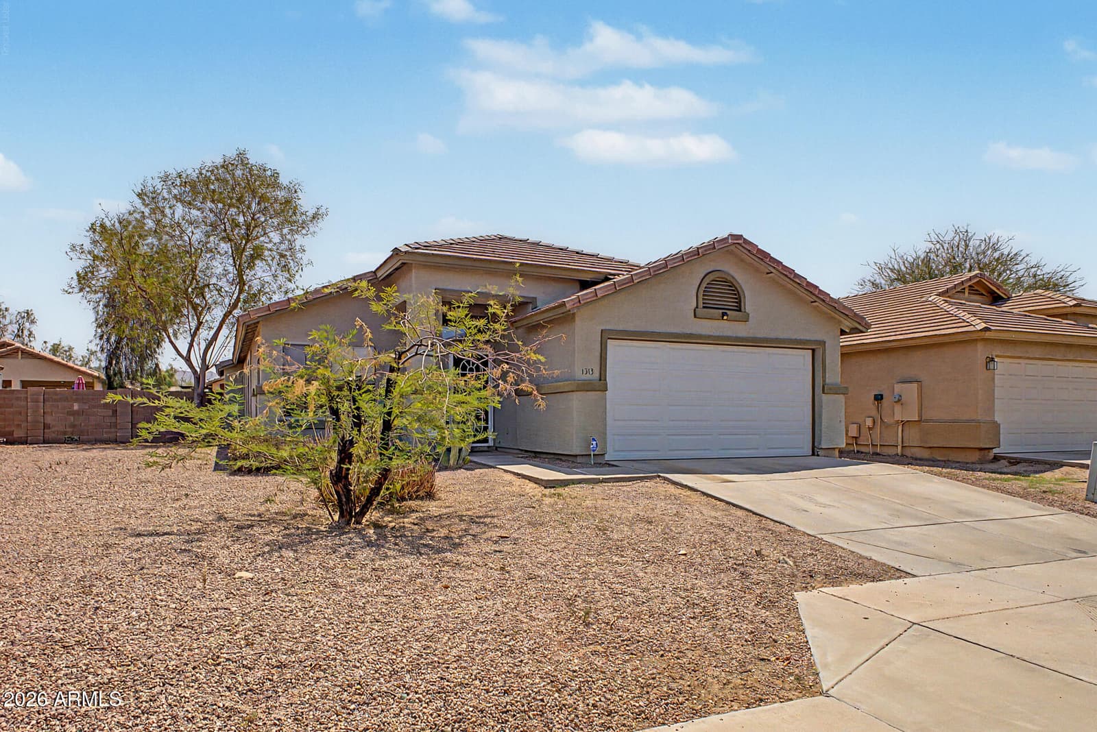 1513 E GROVE Street, Phoenix, AZ 85040 — photo 3 of 28