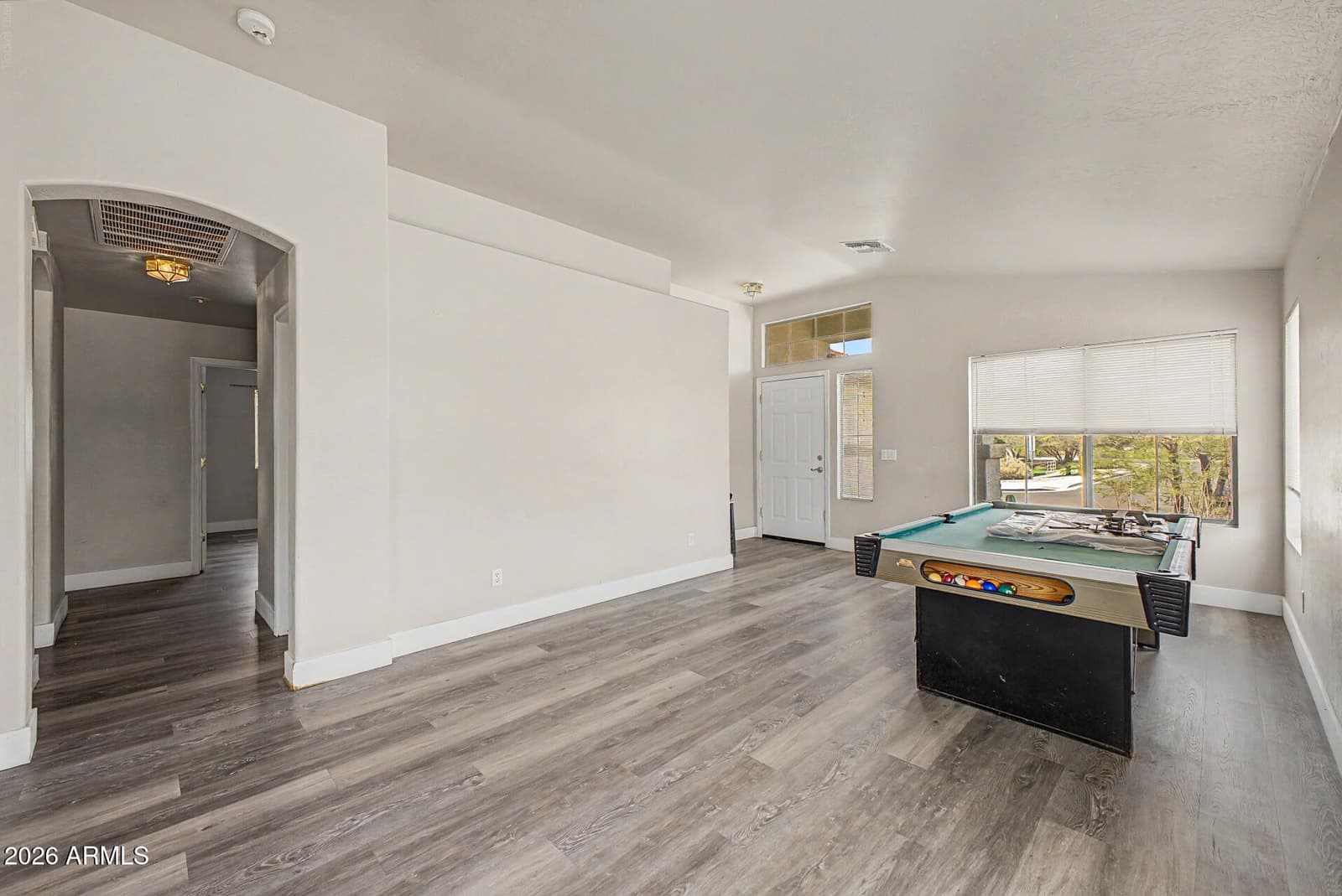 1513 E GROVE Street, Phoenix, AZ 85040 — photo 4 of 28