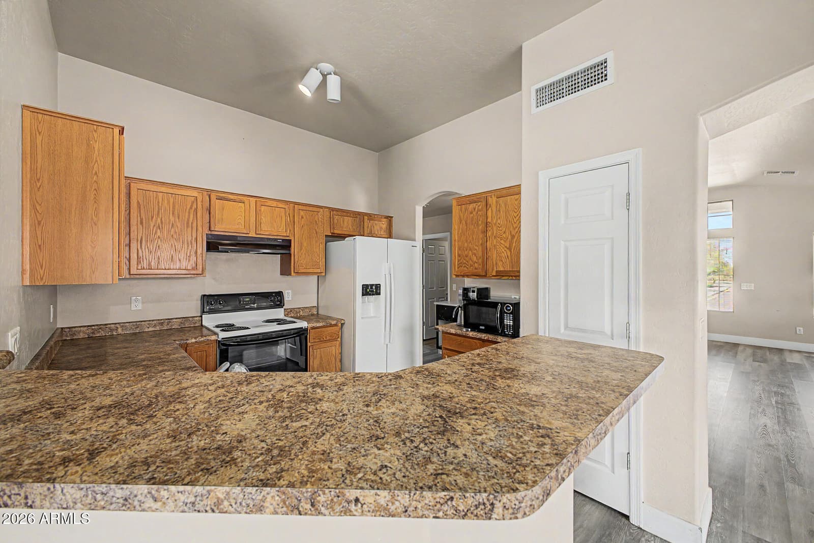 1513 E GROVE Street, Phoenix, AZ 85040 — photo 13 of 28