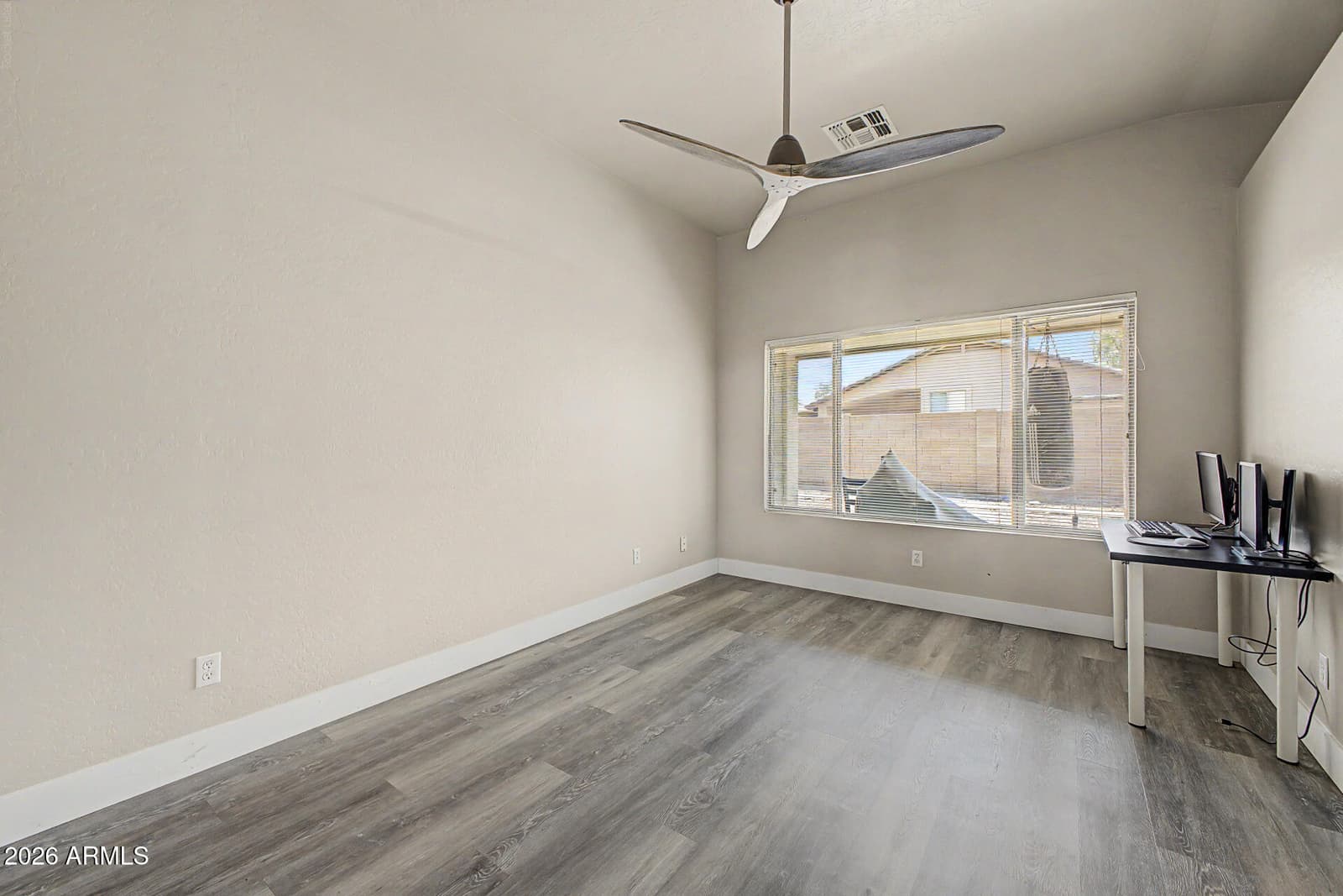 1513 E GROVE Street, Phoenix, AZ 85040 — photo 15 of 28