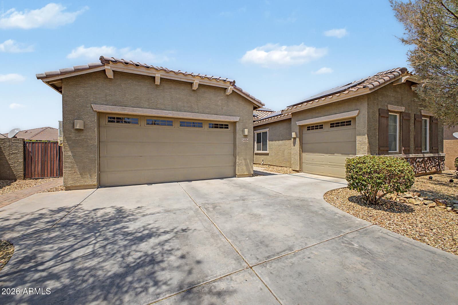 24154 N 165TH Drive, Surprise, AZ 85387 — photo 3 of 35