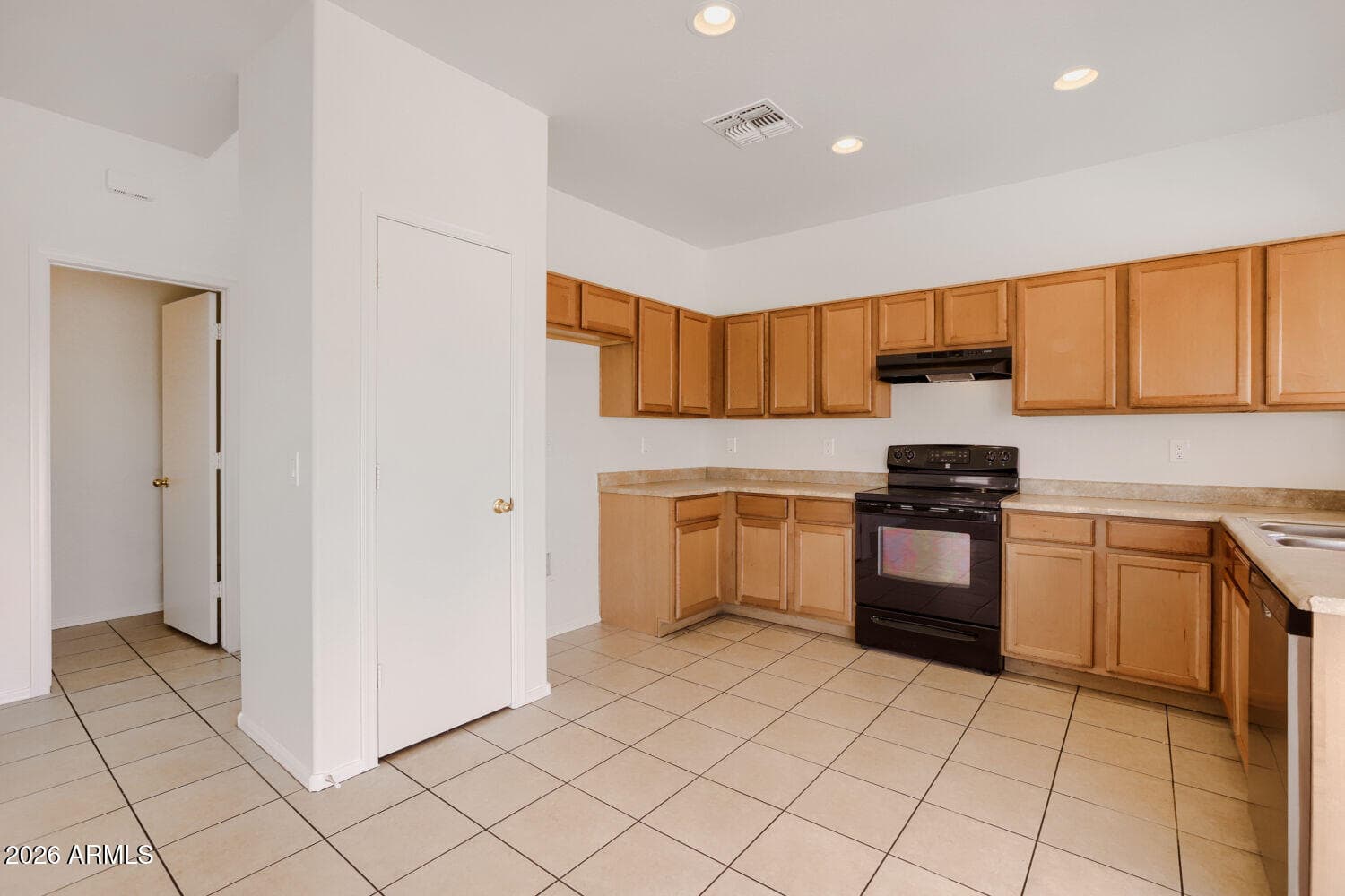3710 W BURGESS Lane, Phoenix, AZ 85041 — photo 7 of 29