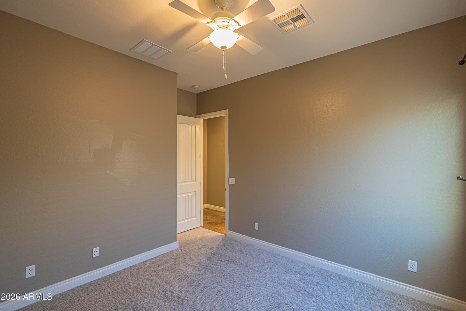 2948 E MAPLEWOOD Street, Gilbert, AZ 85297 — photo 13 of 33