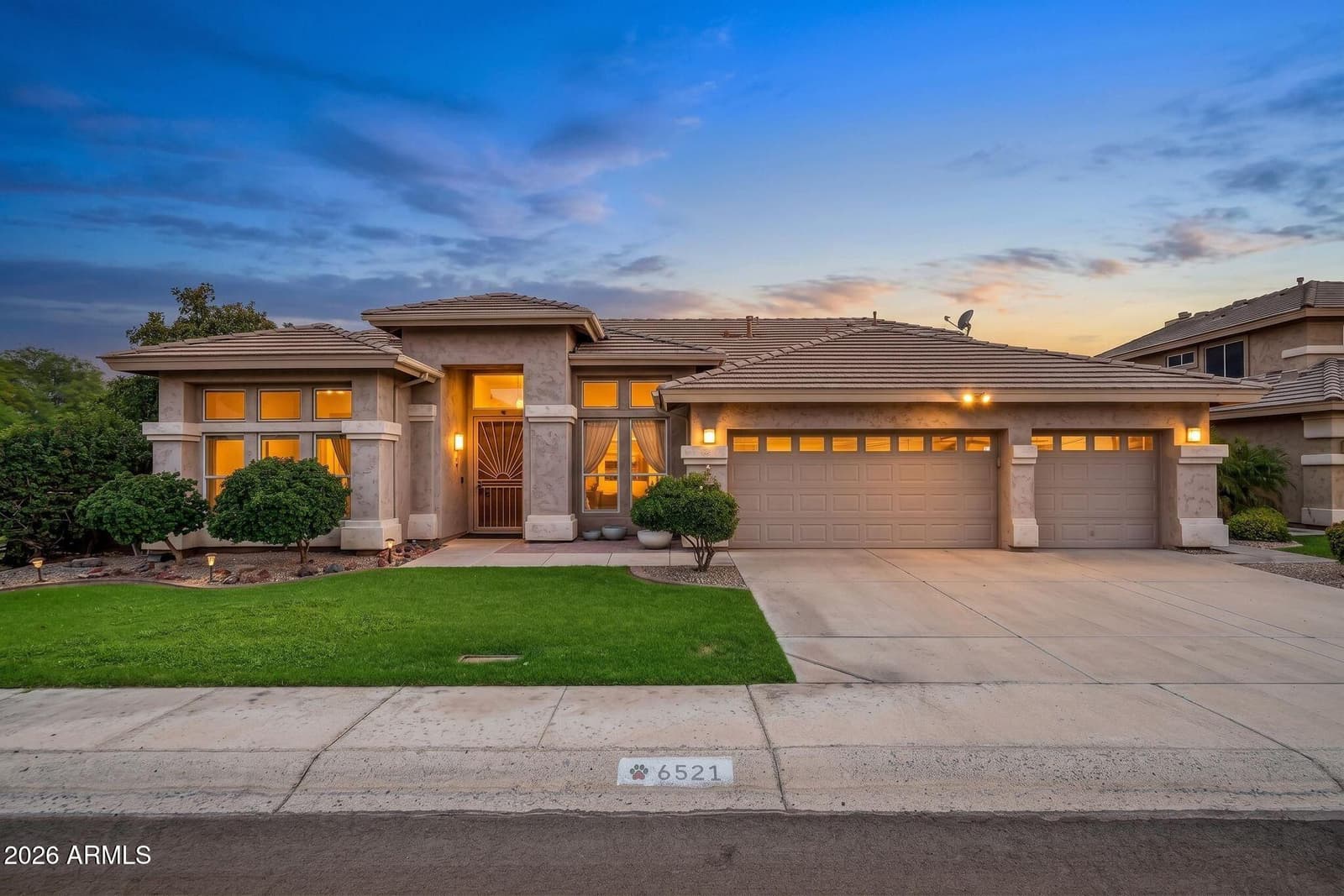 6521 W HILL Lane, Glendale, AZ 85310 — photo 1 of 54