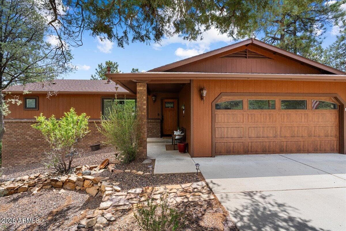 2011 W CLEAR VIEW Lane, Prescott, AZ 86303 — photo 2 of 33