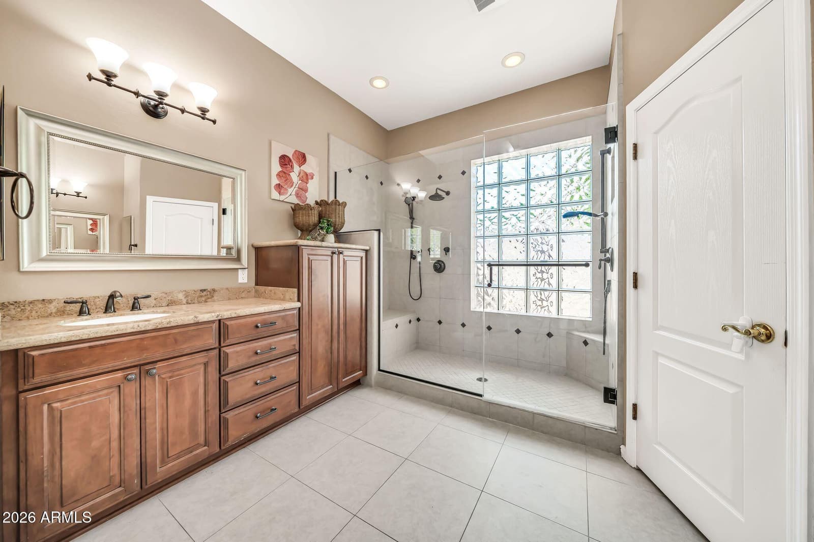6521 W HILL Lane, Glendale, AZ 85310 — photo 21 of 54