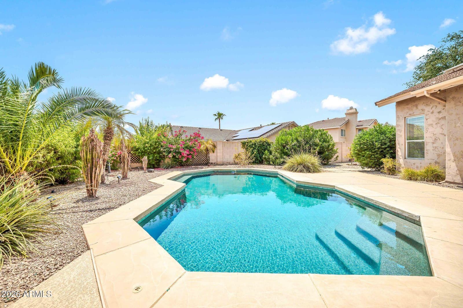 6521 W HILL Lane, Glendale, AZ 85310 — photo 35 of 54