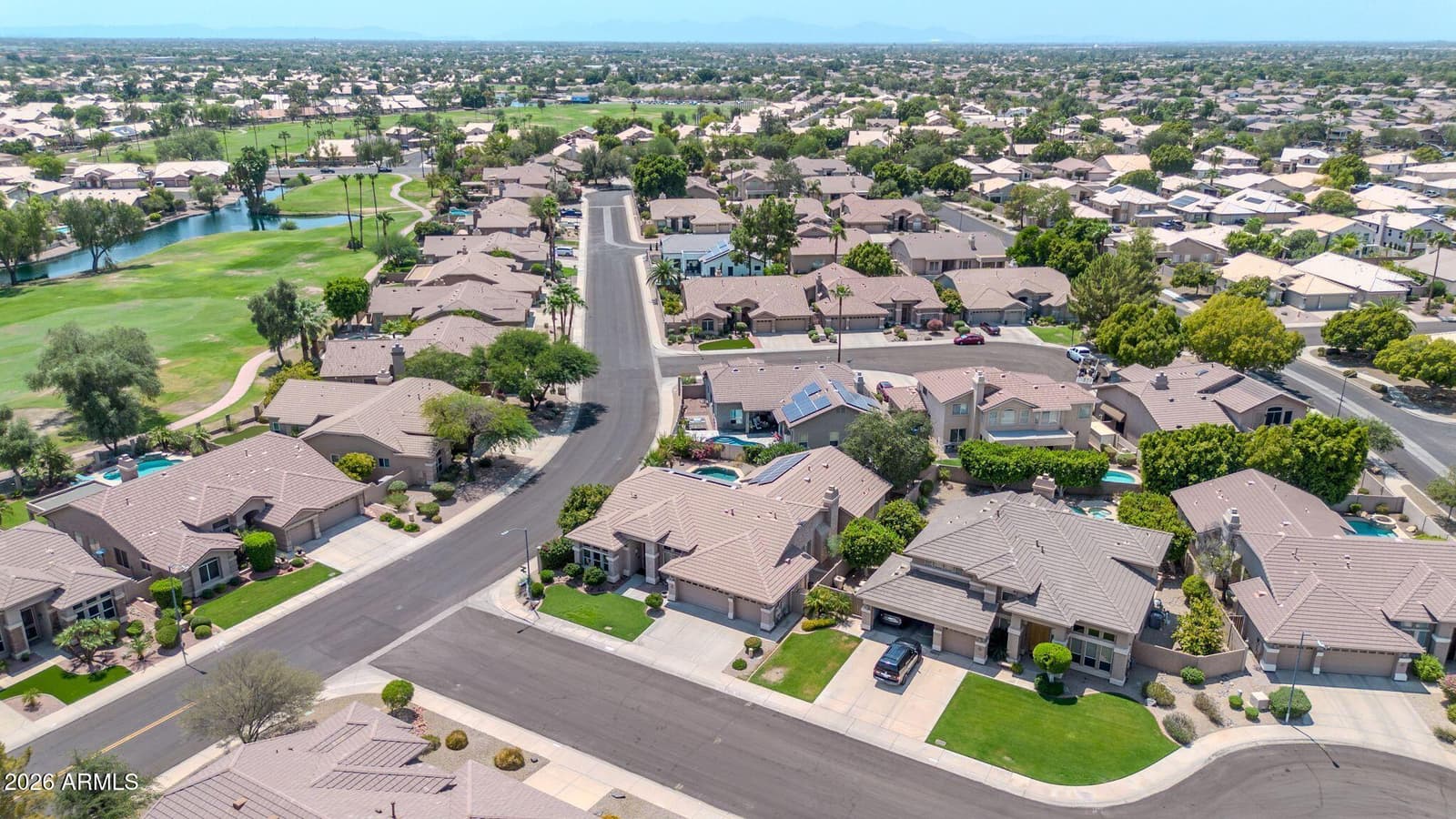 6521 W HILL Lane, Glendale, AZ 85310 — photo 43 of 54