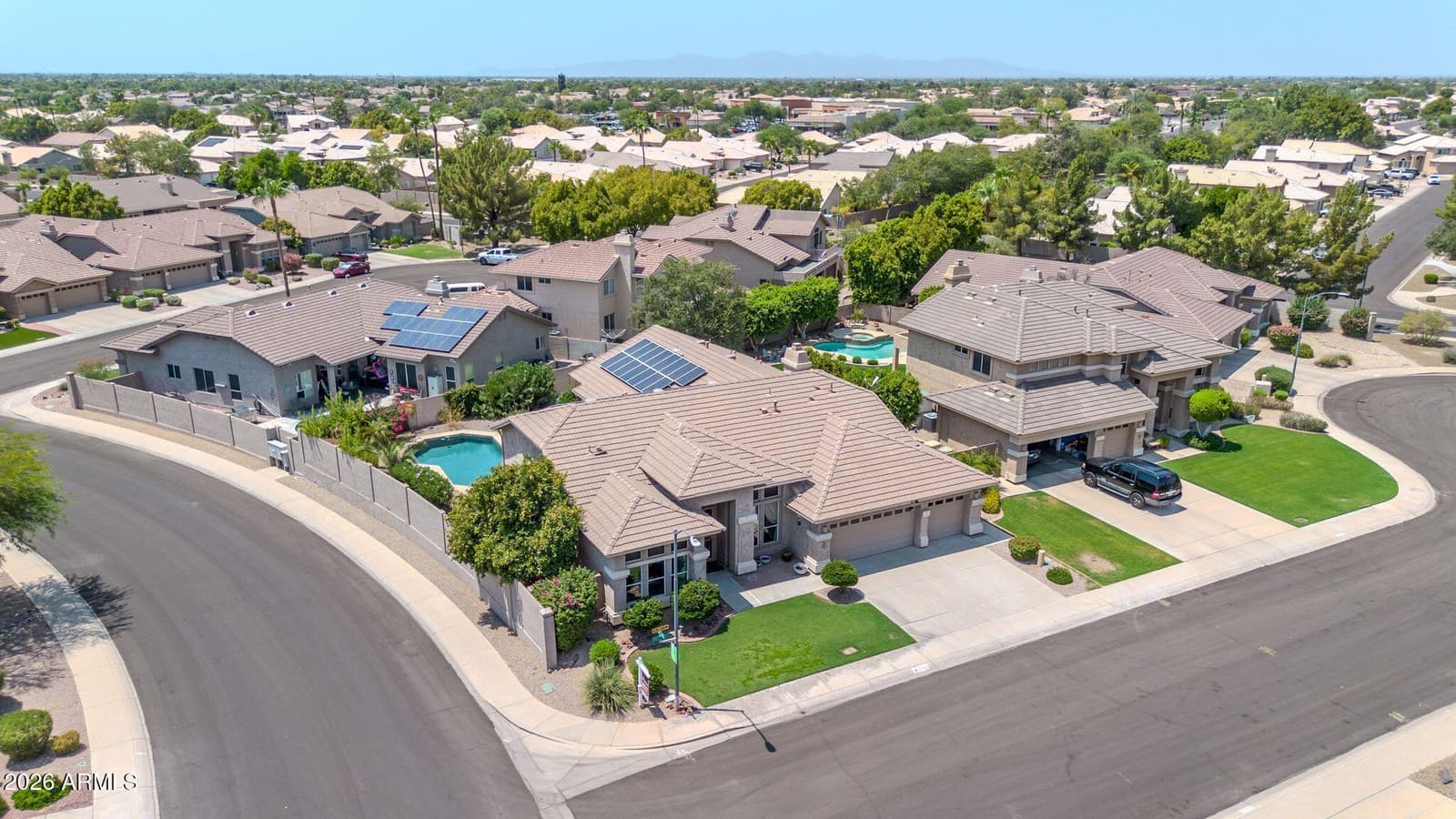 6521 W HILL Lane, Glendale, AZ 85310 — photo 45 of 54