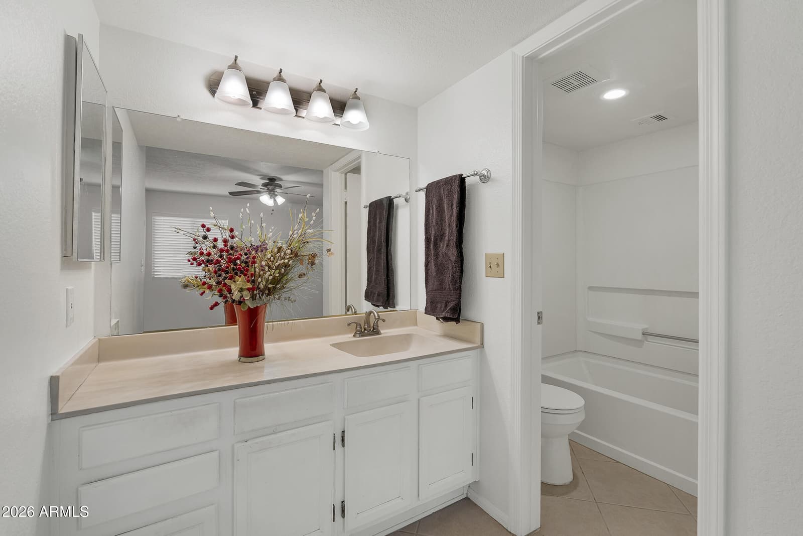 10610 S 48TH Street 1057, Phoenix, AZ 85044 — photo 18 of 32