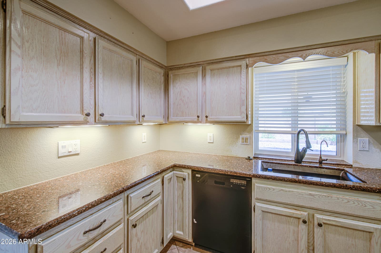 8250 E NARANJA Avenue, Mesa, AZ 85209 — photo 13 of 44