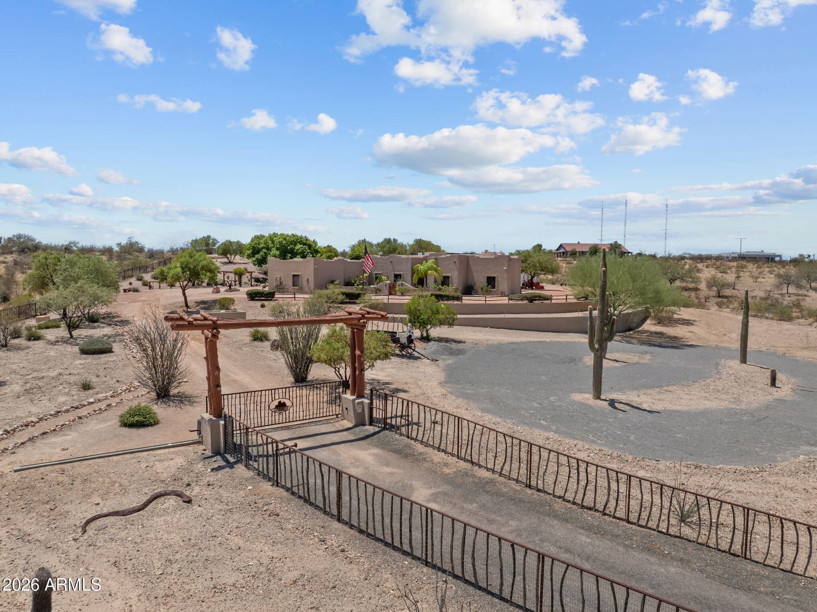 34620 S ELYSSA Lane, Wickenburg, AZ 85390 — photo 7 of 86