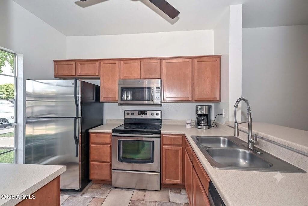 18837 N 34th Drive 4, Phoenix, AZ 85027 — photo 4 of 35