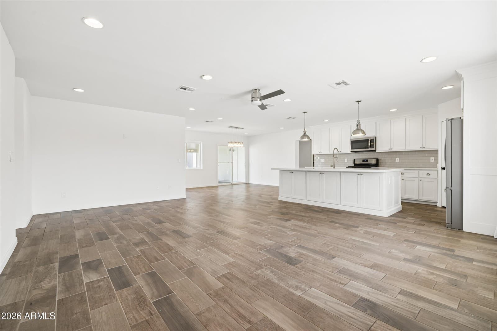 4622 E VIRGINIA Avenue, Phoenix, AZ 85008 — photo 3 of 26