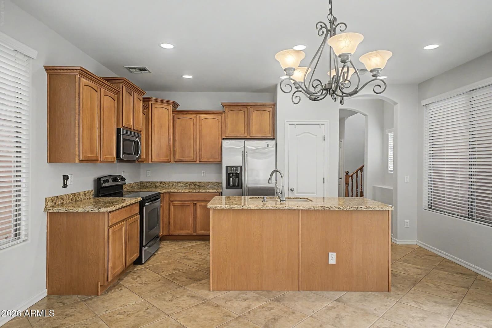 14552 W MAUI Lane, Surprise, AZ 85379 — photo 5 of 39