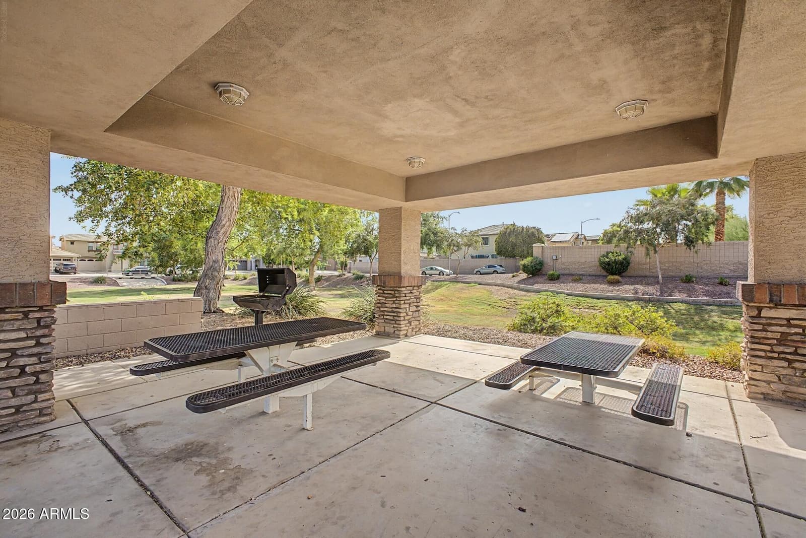 14552 W MAUI Lane, Surprise, AZ 85379 — photo 32 of 39