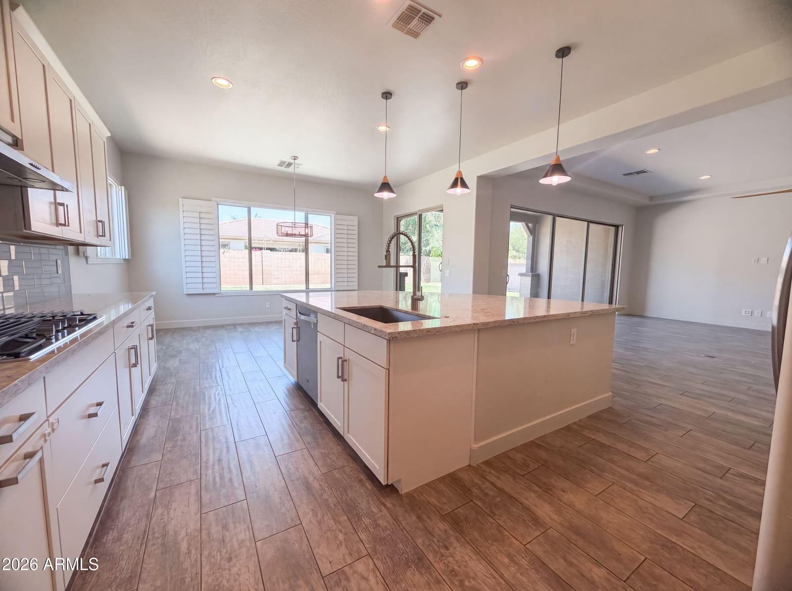 7552 E PERALTA Avenue, Mesa, AZ 85212 — photo 9 of 20