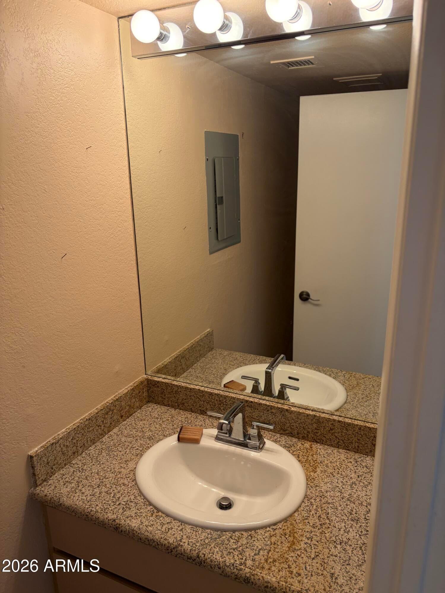 1401 E PUGET Avenue 3, Phoenix, AZ 85020 — photo 25 of 48