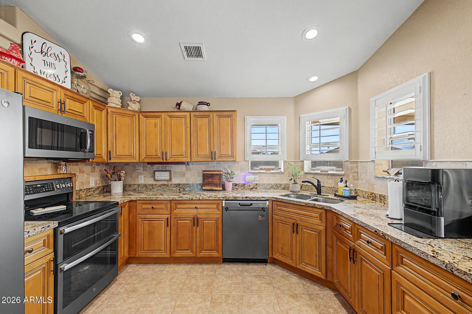 803 W MESQUITE Street, Desert Hills, AZ 85086 — photo 7 of 21