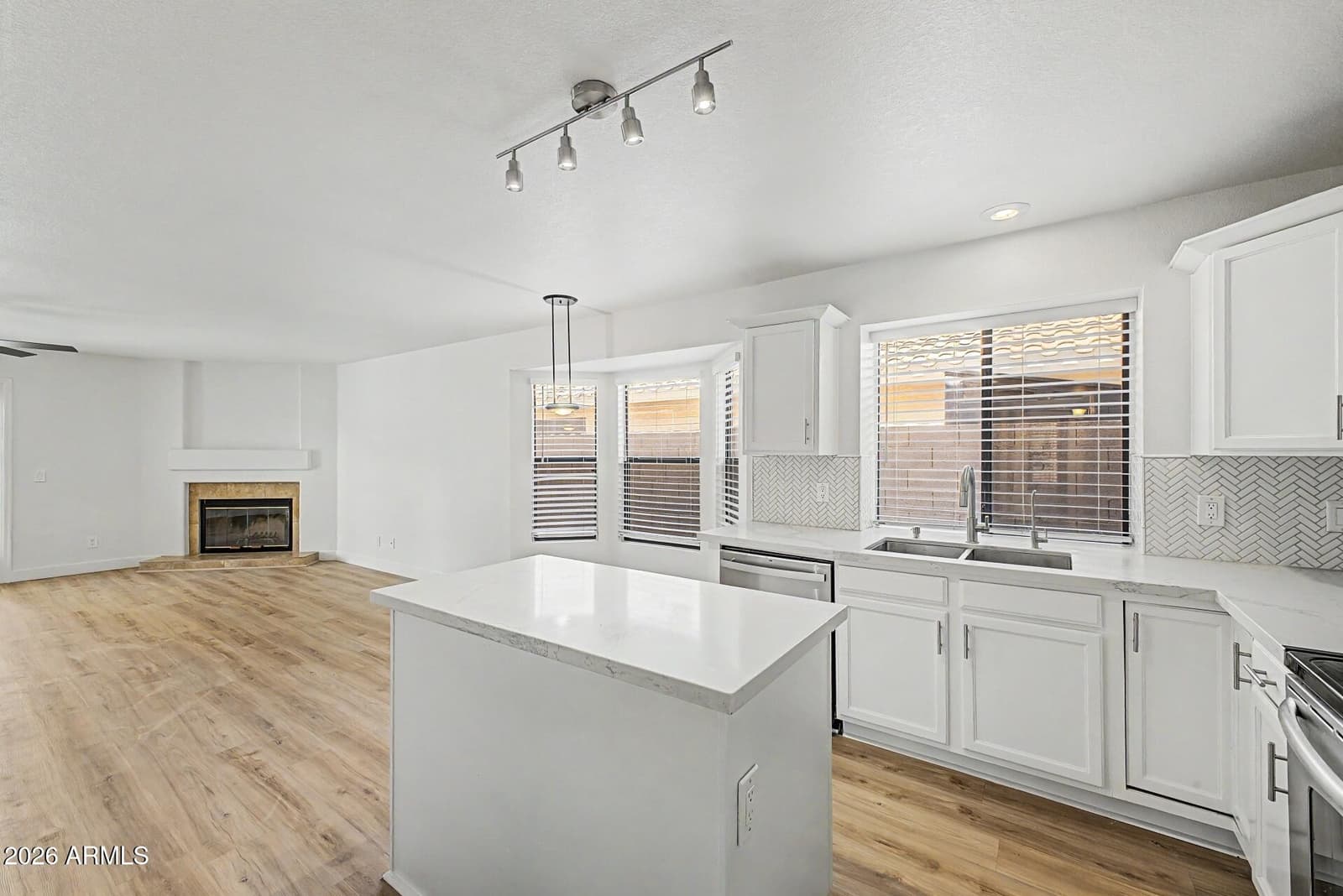 5939 E PHELPS Road, Scottsdale, AZ 85254 — photo 11 of 42