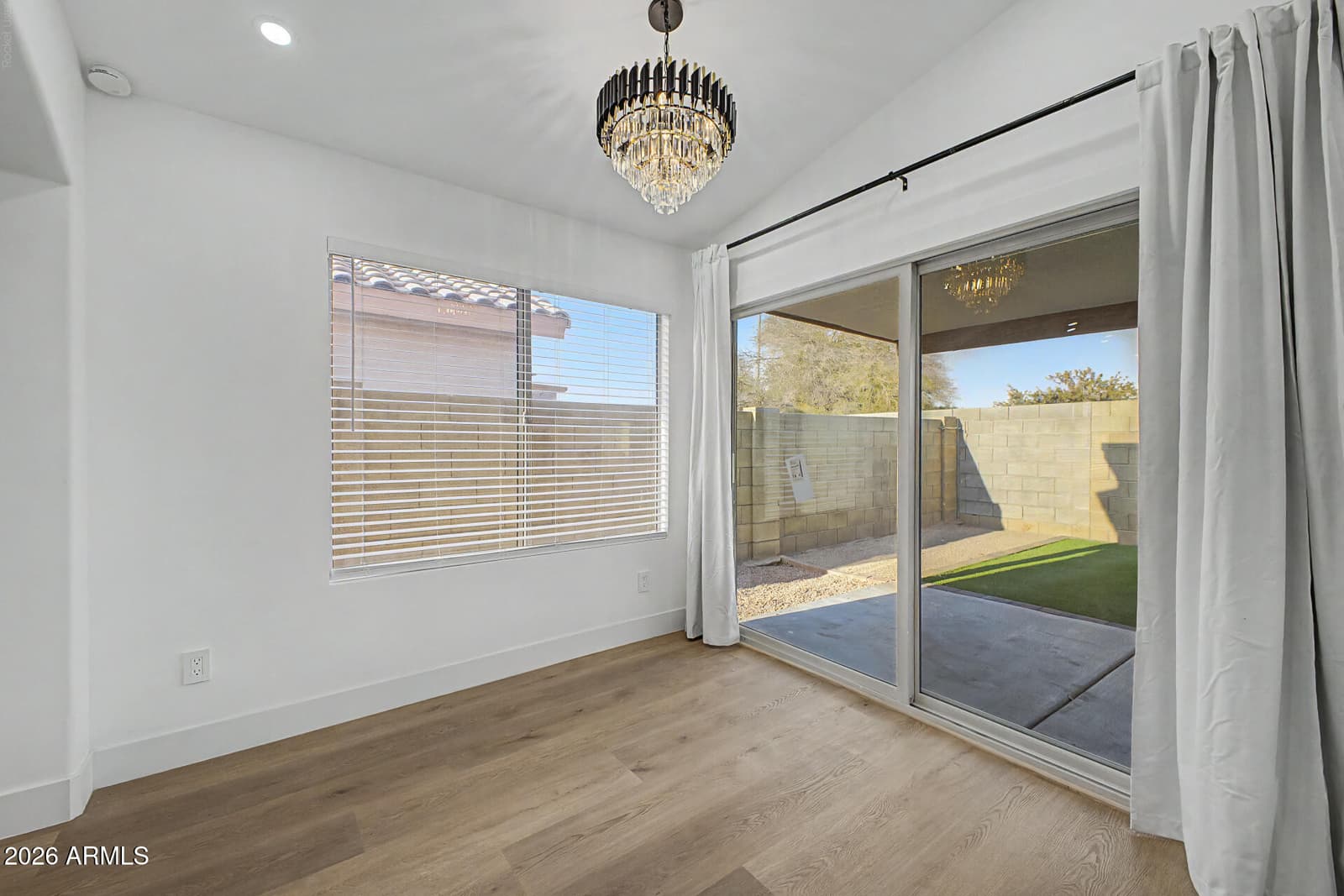 12475 N 83RD Drive, Peoria, AZ 85381 — photo 10 of 27