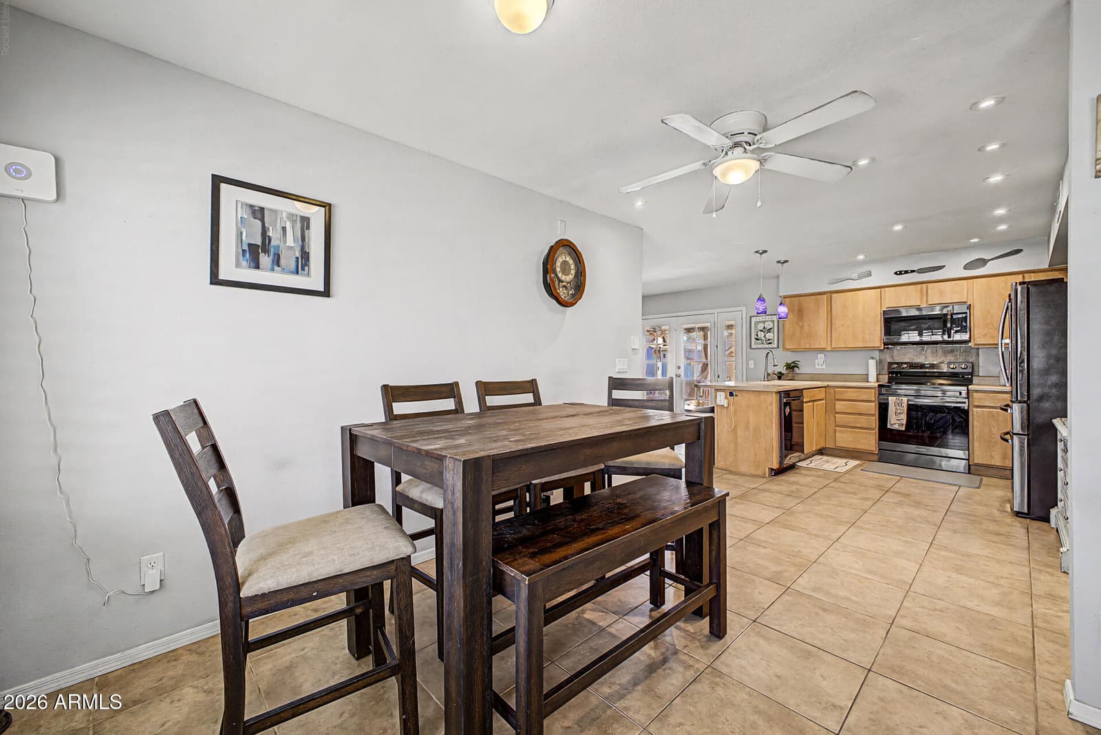 2417 W MONTE CRISTO Avenue, Phoenix, AZ 85023 — photo 5 of 25