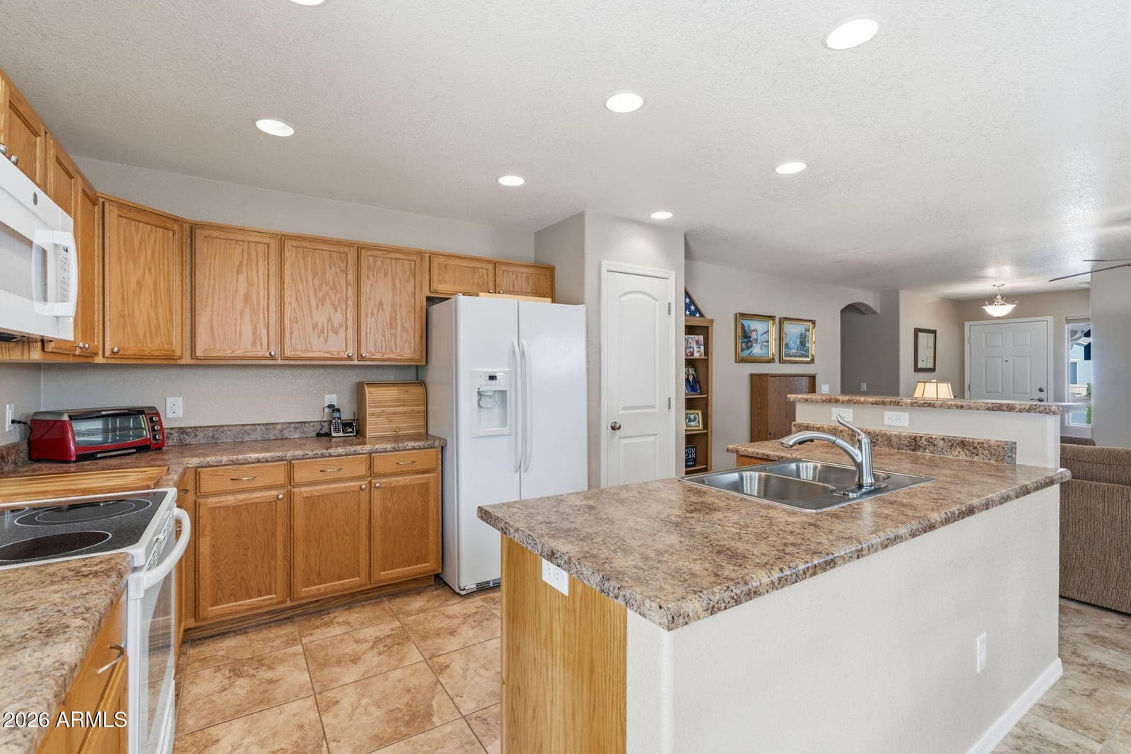 5430 LOS GATOS Court, Sierra Vista, AZ 85635 — photo 18 of 46