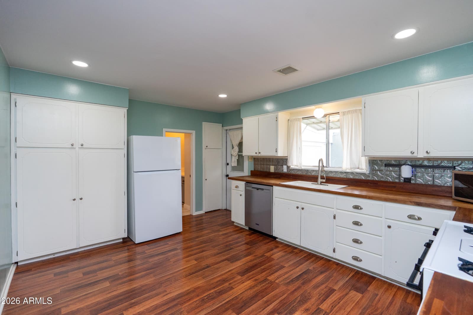 46 BLACK KNOB View, Bisbee, AZ 85603 — photo 12 of 52