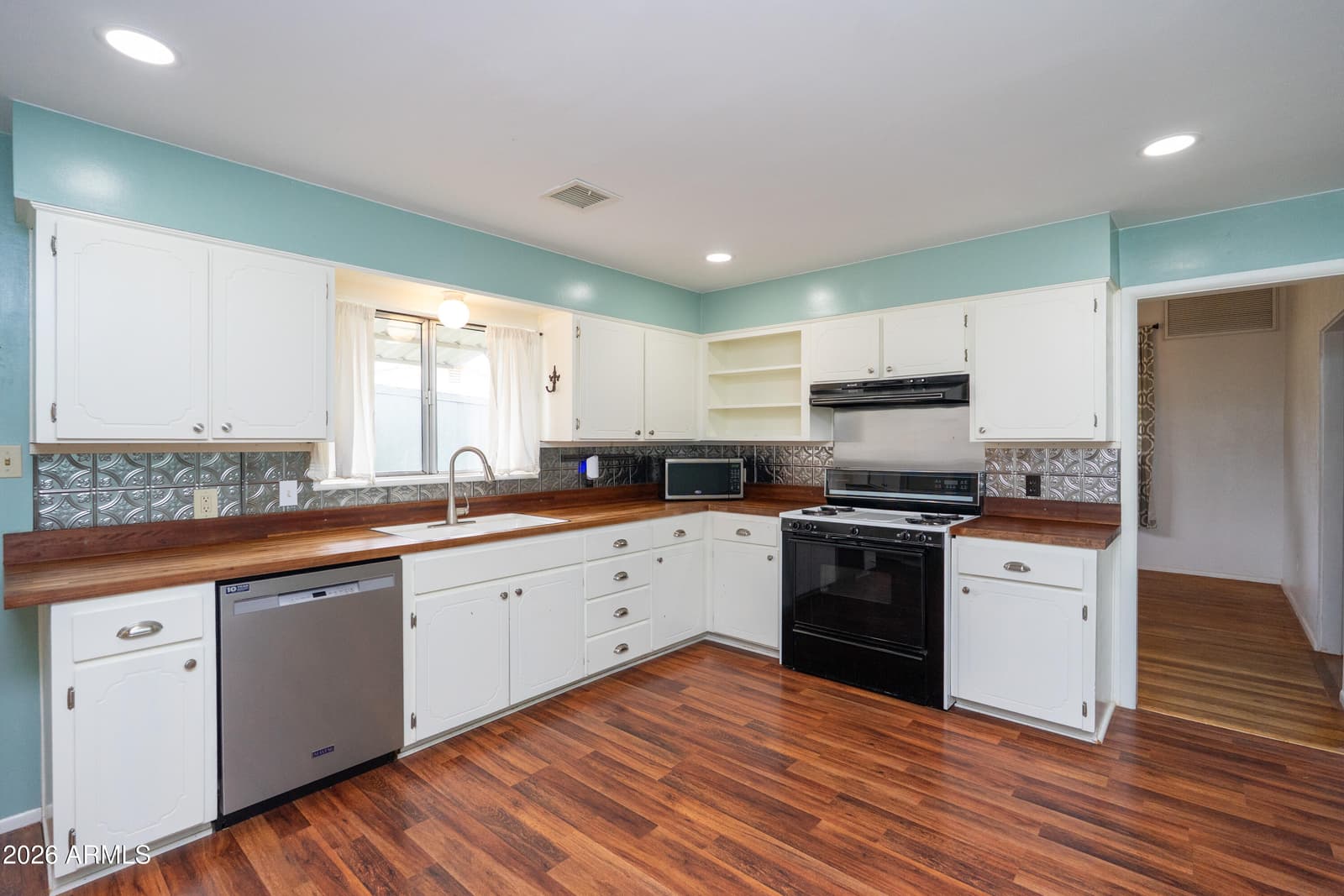 46 BLACK KNOB View, Bisbee, AZ 85603 — photo 13 of 52