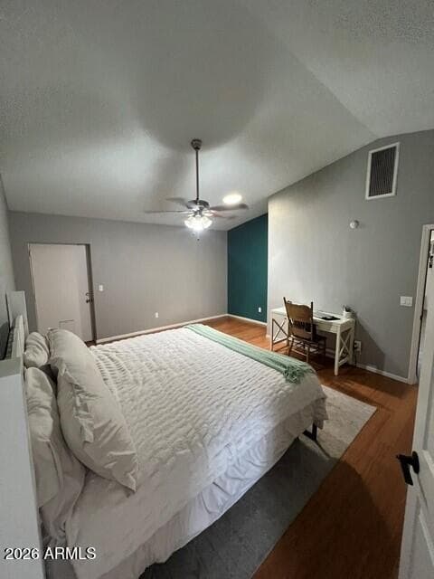6427 W SHAW BUTTE Drive, Glendale, AZ 85304 — photo 9 of 26