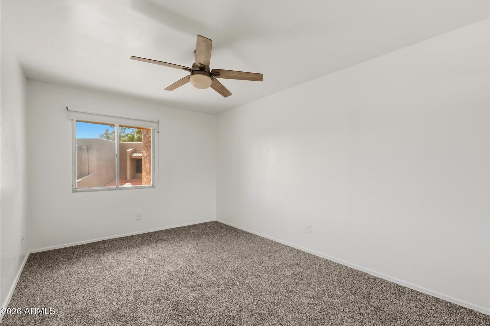 7331 N 44TH Avenue, Glendale, AZ 85301 — photo 11 of 20