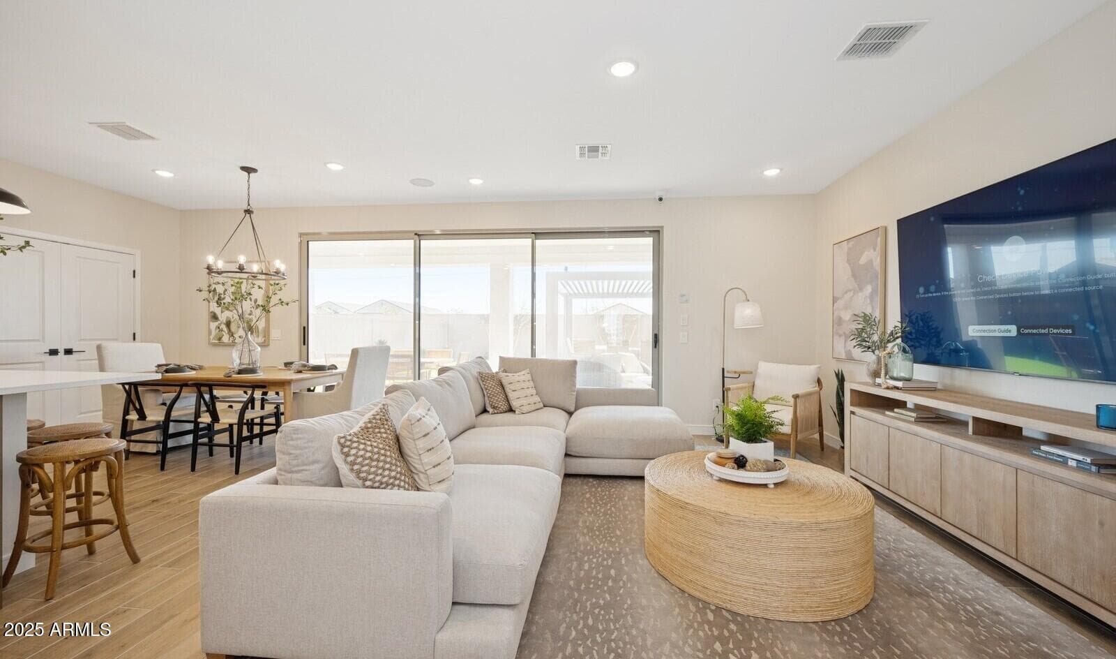 8066 N 80th Lane, Peoria, AZ 85345 — photo 10 of 34