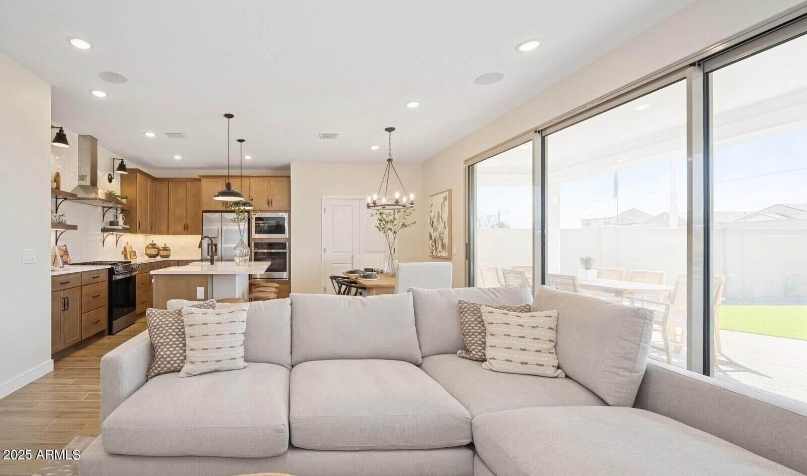 8066 N 80th Lane, Peoria, AZ 85345 — photo 11 of 34