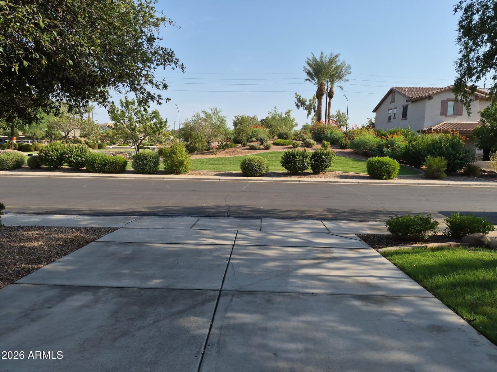 2543 E Penedes Drive, Gilbert, AZ 85298 — photo 3 of 27