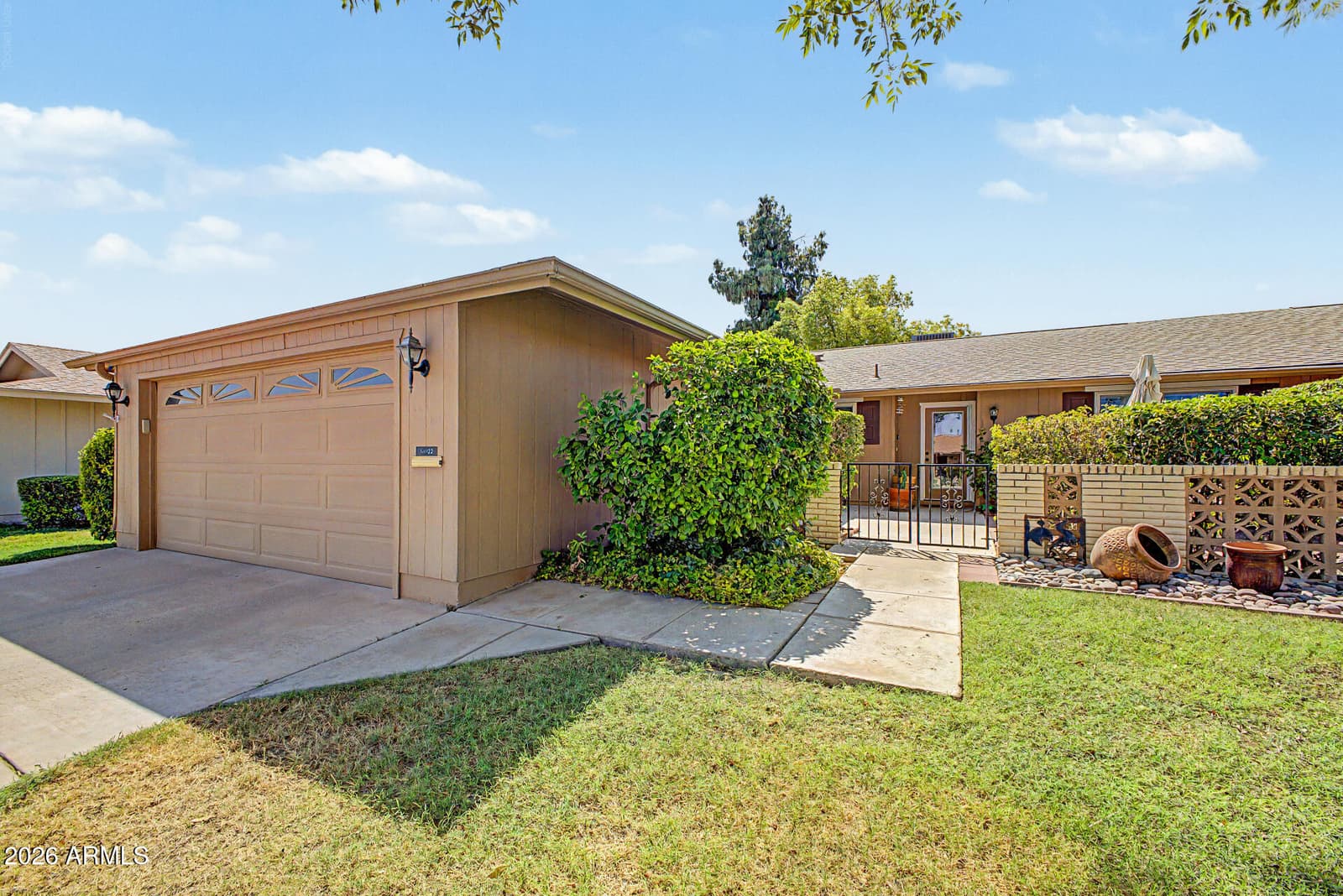 14022 N TUMBLEBROOK Way, Sun City, AZ 85351 — photo 4 of 34