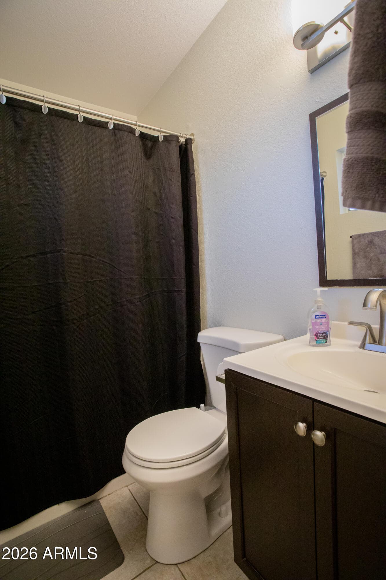 1008 W MURIEL Drive, Phoenix, AZ 85023 — photo 10 of 24